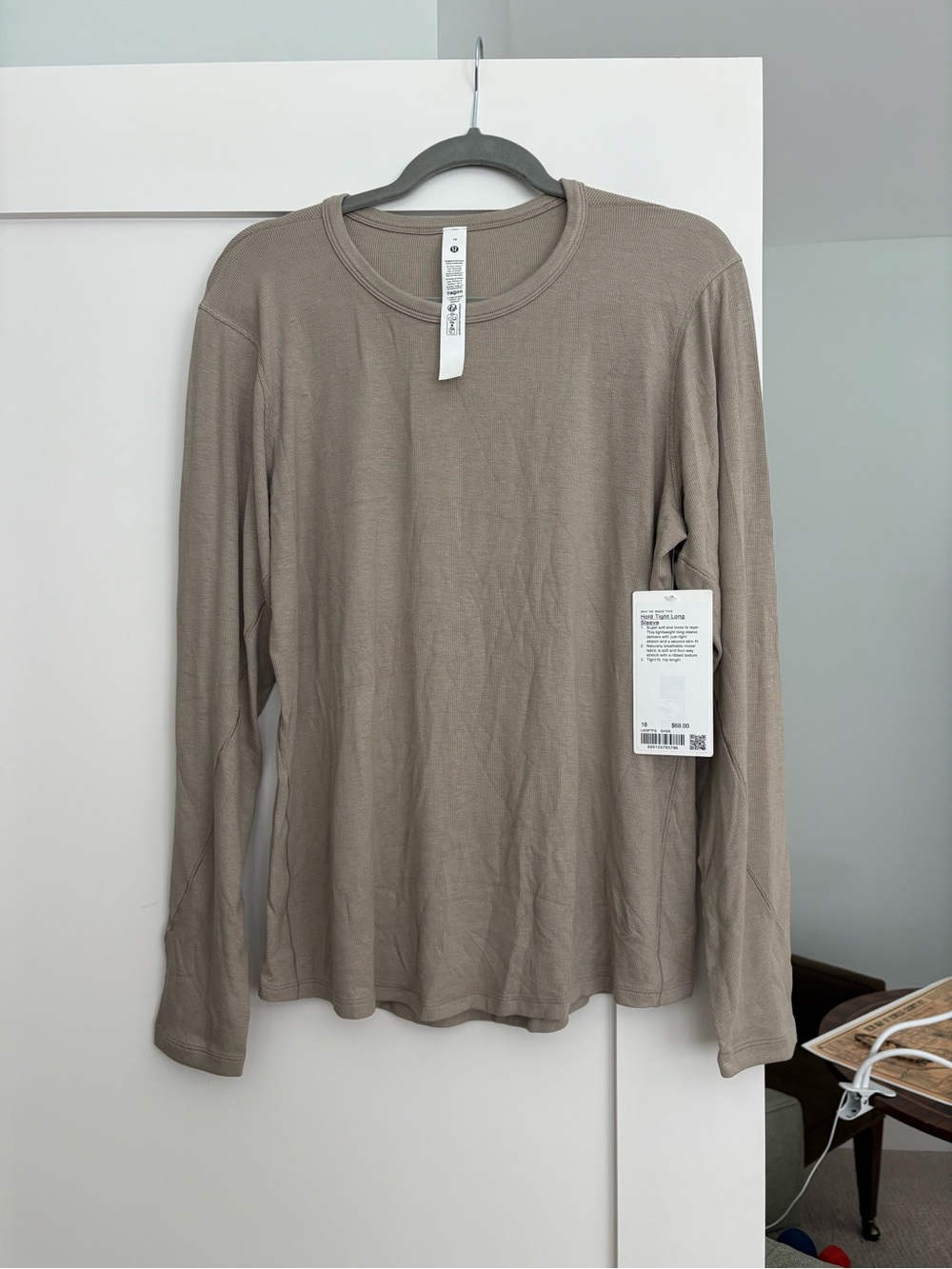 lululemon athletica Hold Tight Long Sleeve Crew Tee - Taupe/Tan SZ 18 *NWT